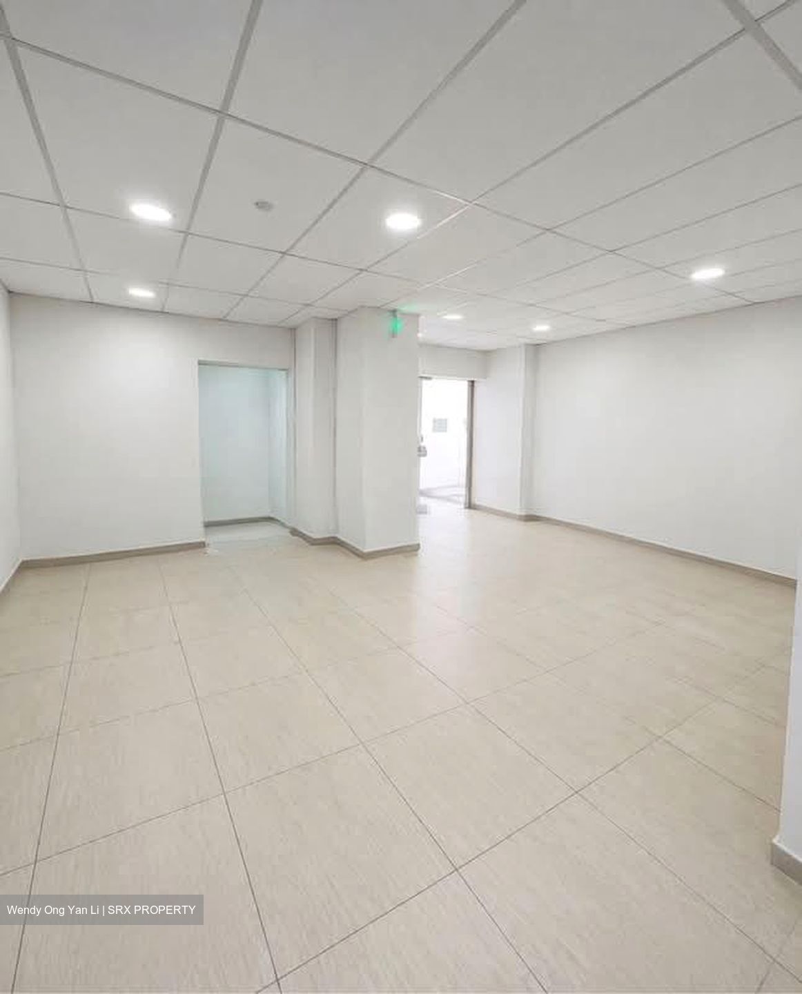Tampines Street 12 (D18), Shop House #567435241